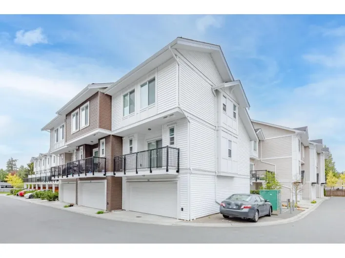 28 12073 62 AVENUE, Surrey