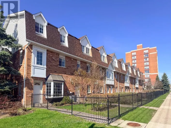 28 - 1525 SOUTH PARADE COURT, Mississauga