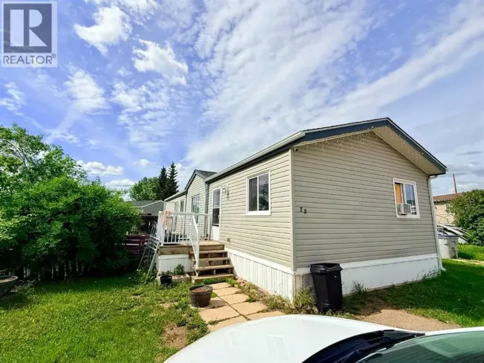 28, 1609 14 Street, Wainwright