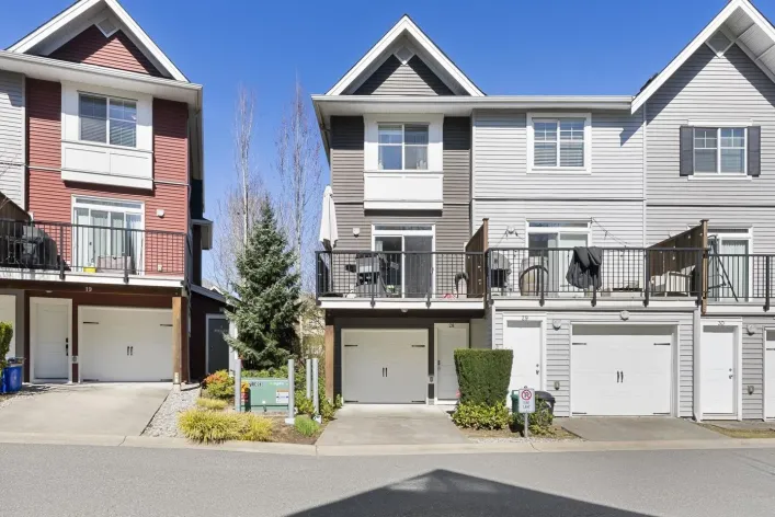 28 19128 65 AVENUE, Surrey