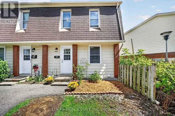 28 - 1975 FAIRGLEN MEWS, Ottawa
