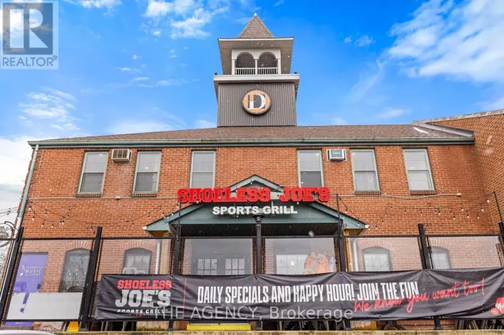 28 - 2 ORCHARD HEIGHTS BOULEVARD, Aurora