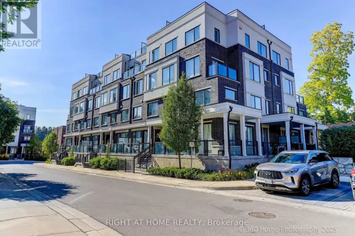 28 - 200 ALEX GARDNER CIRCLE, Aurora