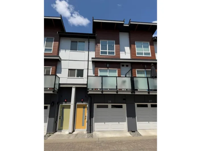 28 20155 84TH AVENUE, Langley