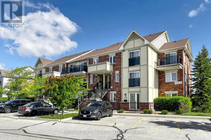 28 - 2285 BUR OAK AVENUE, Markham