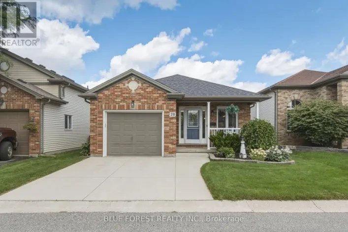 Row / Townhouse for sale: 28 - 335 LIGHTHOUSE ROAD, London South