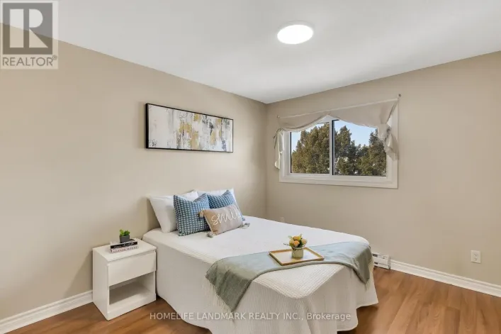 28 - 35 BRECKENRIDGE DRIVE, Kitchener