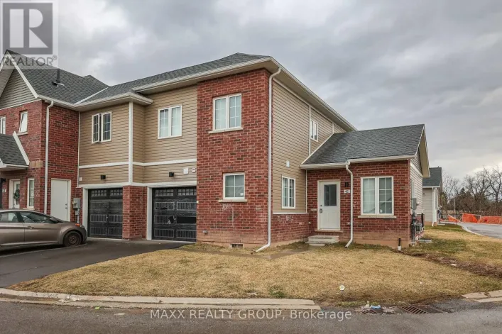 28 - 41 WATERLEAF TRAIL, Welland