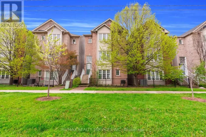 28 - 5110 FAIRVIEW STREET, Burlington