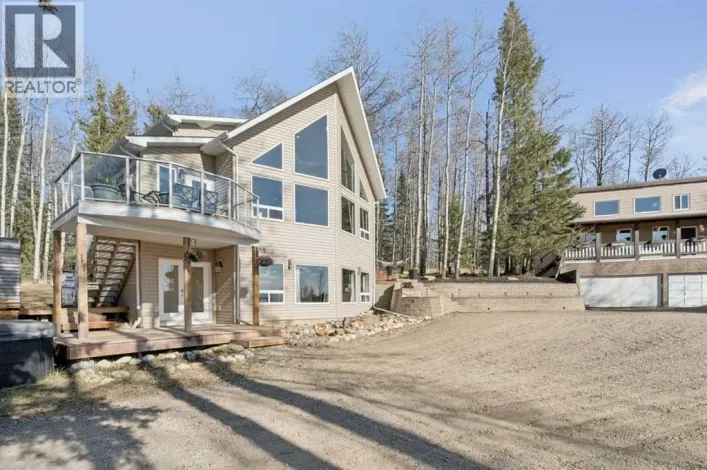 28, 5413 Highway 579, Rural Mountain View County