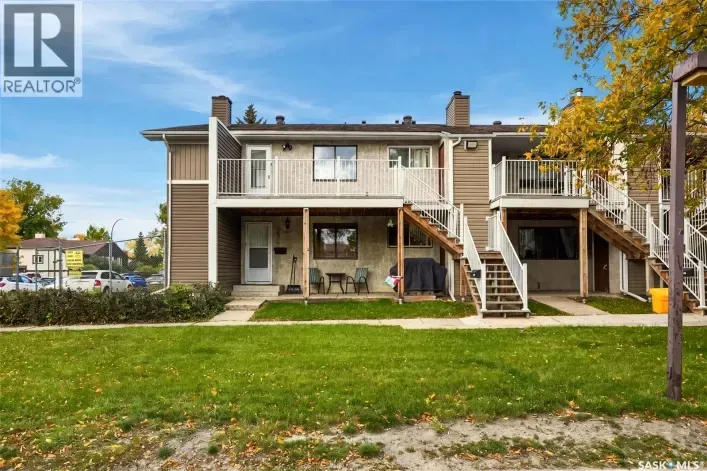 Row / Townhouse for sale: 28 6918 Blakeney DRIVE, Regina