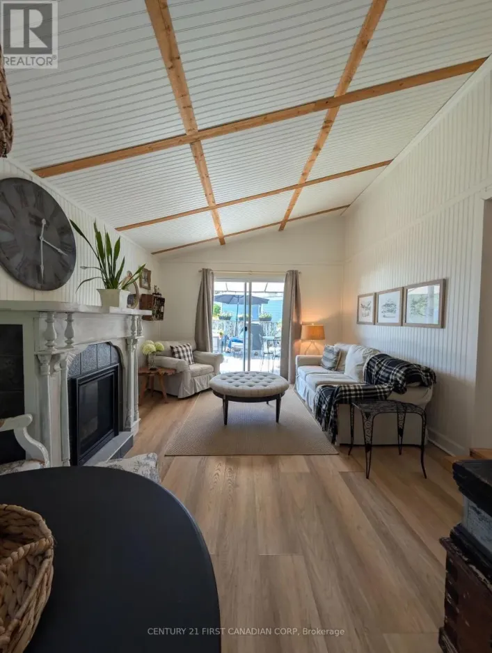28- 79681 BLUEWATER HIGHWAY, Central Huron