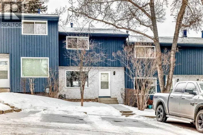 28, 800 Bowcroft Place, Cochrane