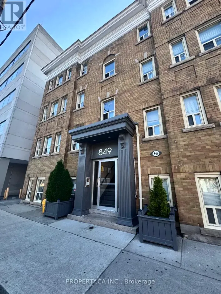 28 - 849 BROADVIEW AVENUE E, Toronto