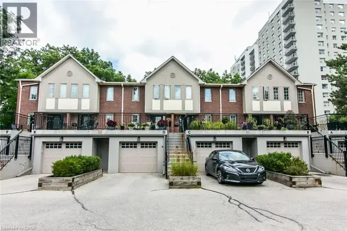28 AHRENS Street W Unit# D, Kitchener