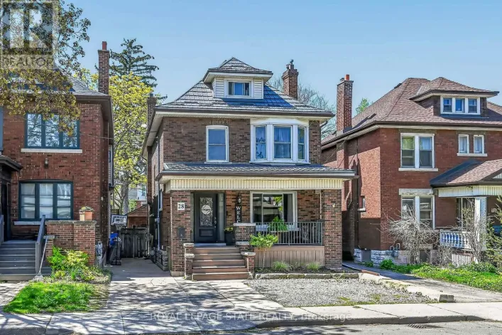 28 ASHFORD BOULEVARD, Hamilton