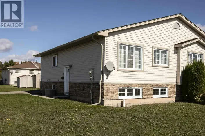 28 Assunta DR, Sault Ste Marie