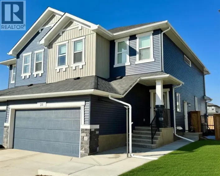 28 Aster Link, Okotoks