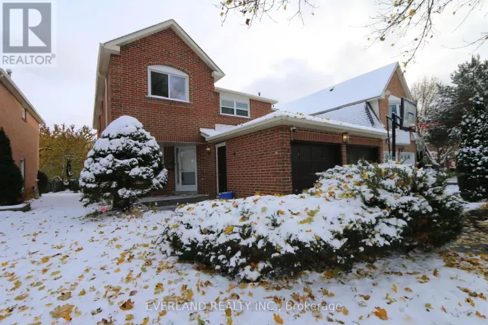 28 BAUER CRESCENT, Markham