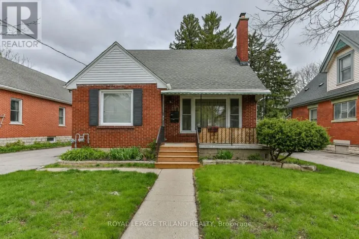 28 BEATTIE AVENUE, London East