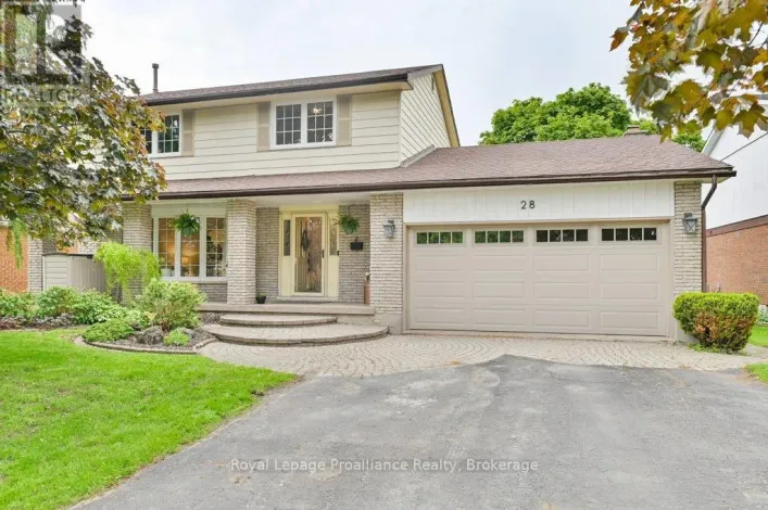 28 BRIARWOOD CRESCENT, Belleville