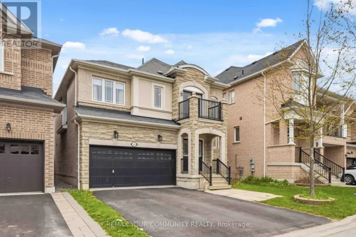 28 CATER AVENUE, Ajax