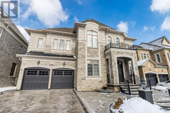 28 CLOVERHAVEN ROAD, Brampton