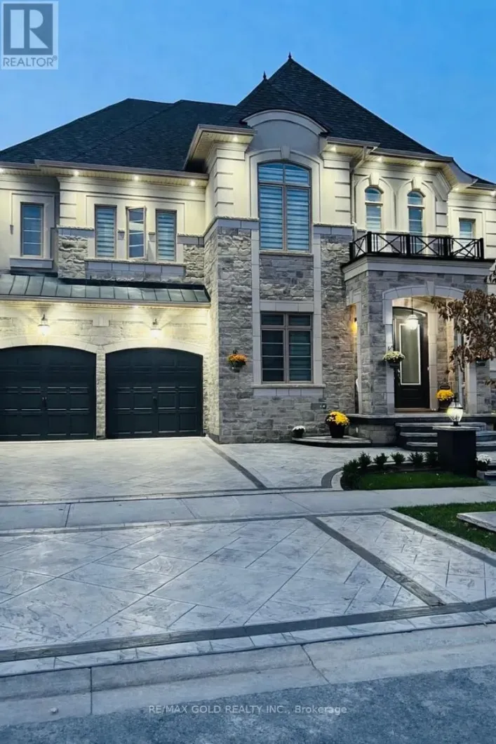 28 CLOVERHAVEN ROAD, Brampton