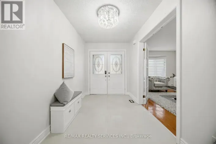 28 CORKETT DRIVE, Brampton