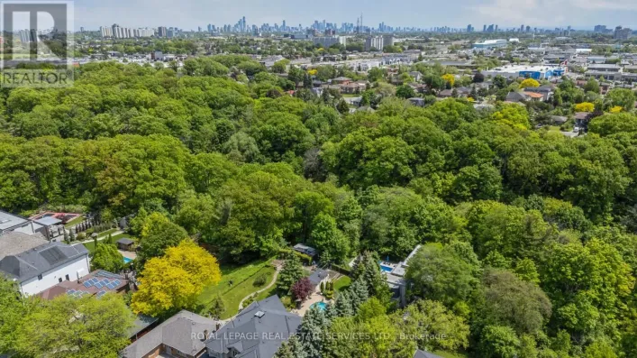 28 CORNELIUS PARKWAY, Toronto