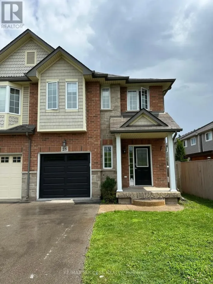 28 DARTMOUTH GATE, Hamilton