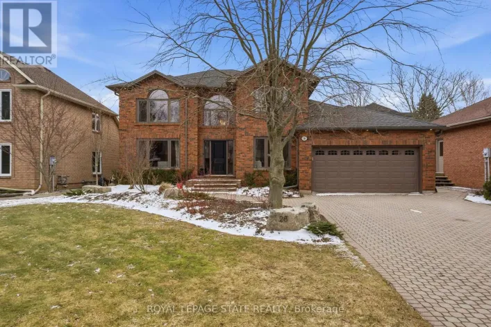 28 DEERVIEW AVENUE, Hamilton