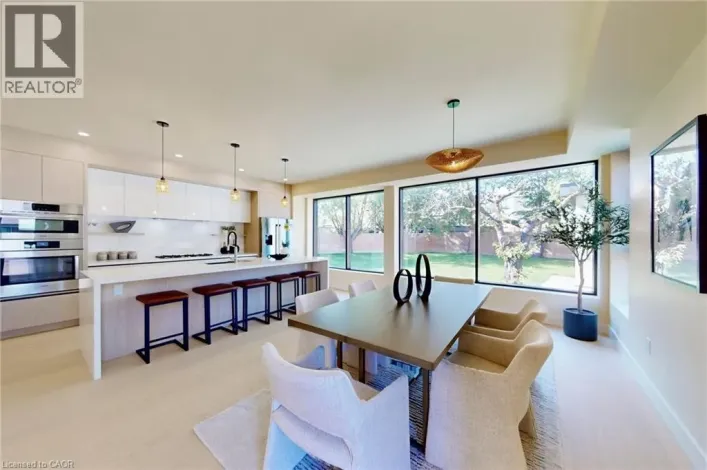 28 DUNSMORE Garden, Toronto