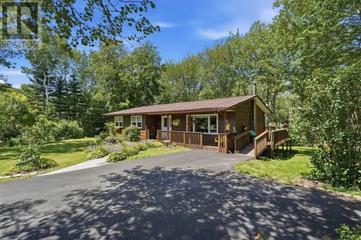 28 Elk Road, Hubley