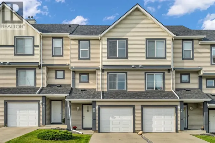 28 Everhollow Way SW, Calgary