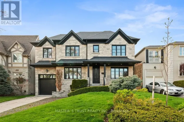 28 FOREST RIDGE DRIVE, Toronto