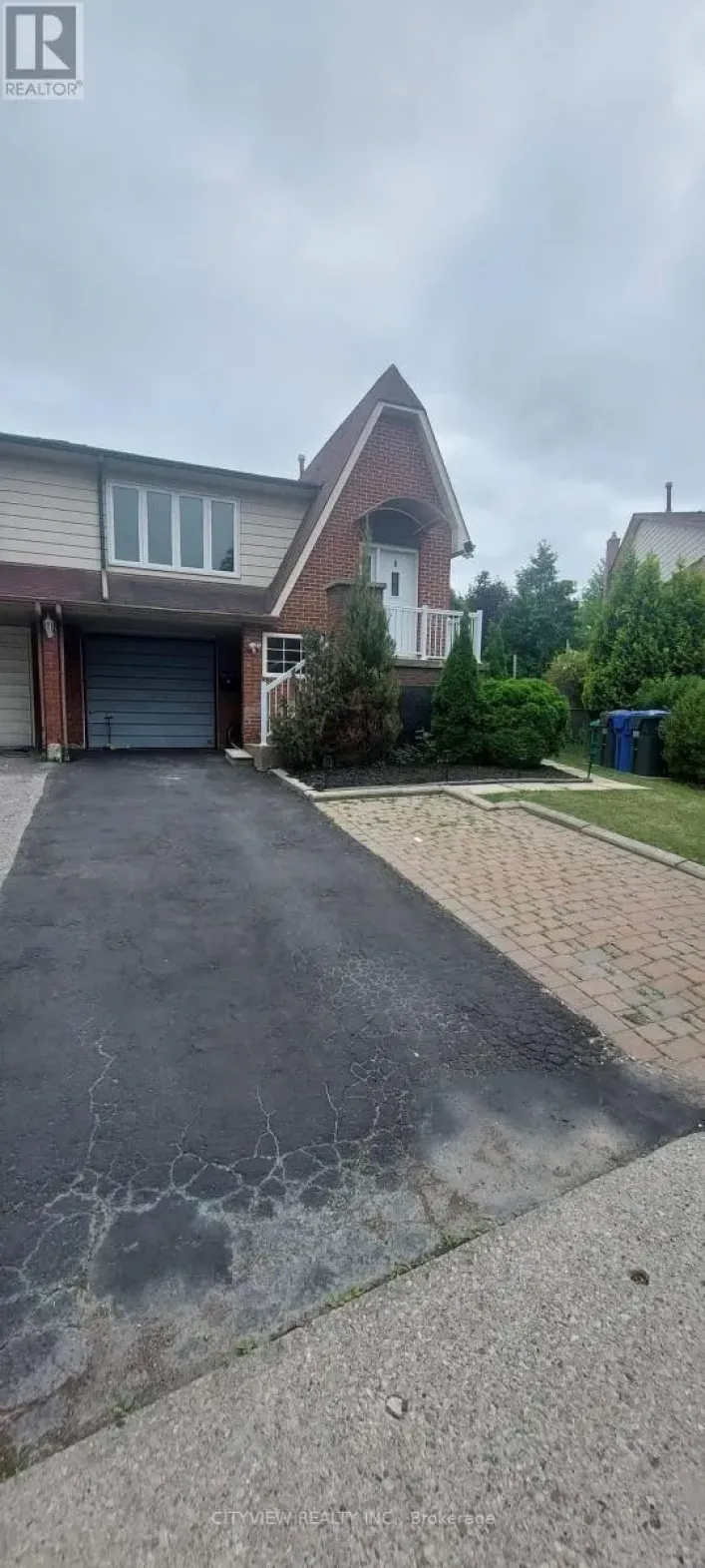 28 FOXACRE ROW, Brampton