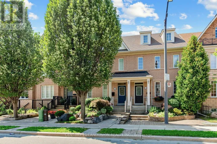 28 HERZBERG GARDENS, Toronto