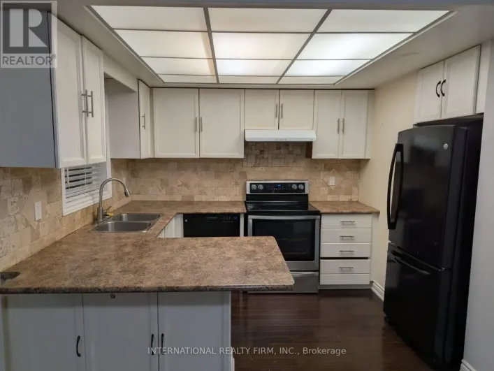 28 HETTERSLEY DRIVE N, Ajax