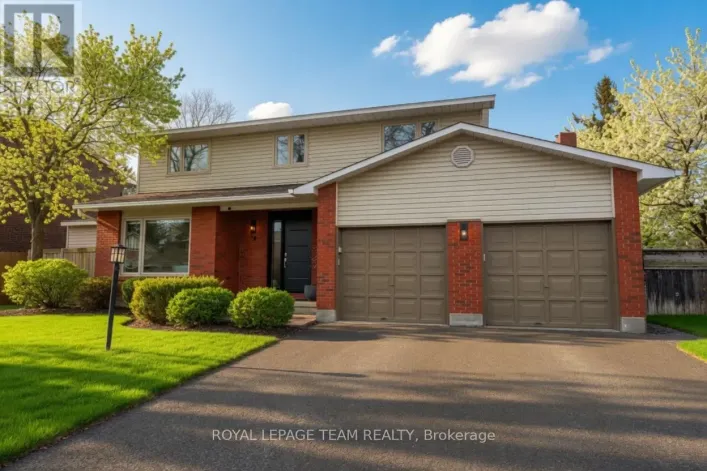 28 HOLITMAN DRIVE, Ottawa