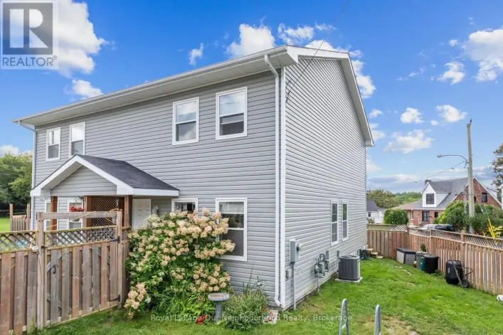 28 HOPE STREET N, Port Hope