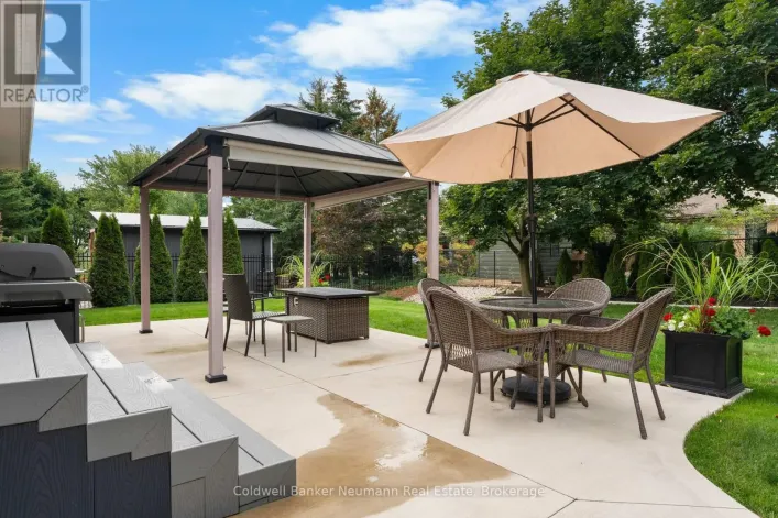 28 KEATING DRIVE, Centre Wellington