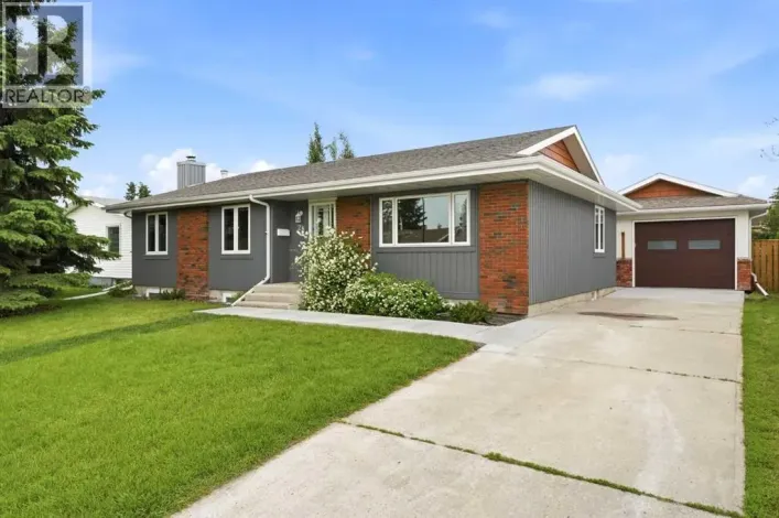 28 Macfarlane Avenue, Red Deer