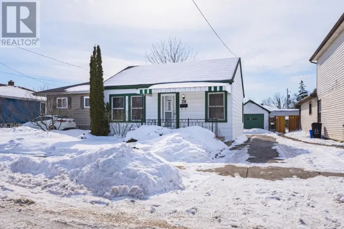 28 MUNN STREET, Hamilton