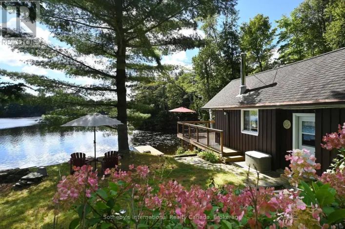 28 PINEWOOD ROAD, McDougall