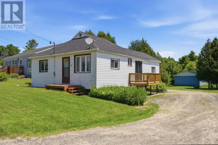 28 Queen AVE, Blind River
