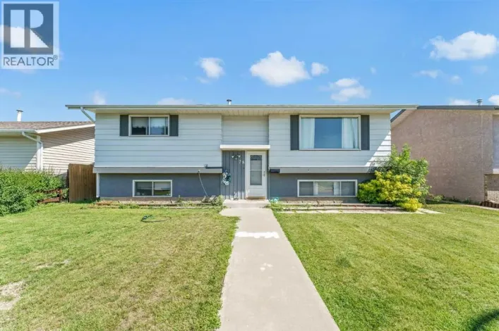 28 Rossdale Street SE, Medicine Hat