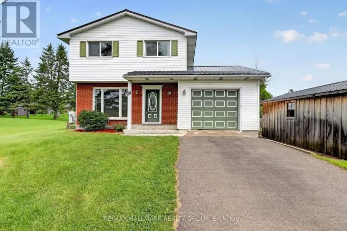 House for sale: 28 SECOND STREET, Edwardsburgh/Cardinal
