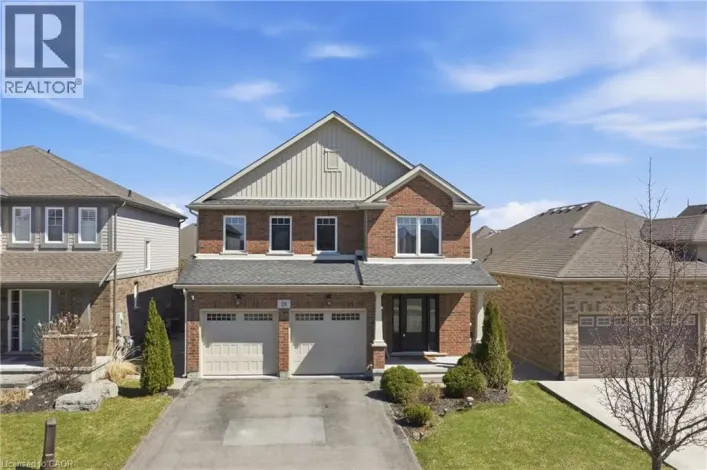 28 SILVERWOOD Avenue, Welland