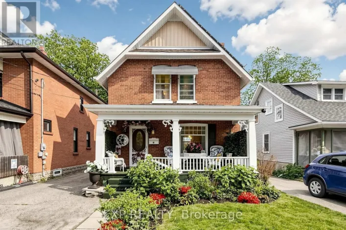 28 SIMCOE STREET, Kawartha Lakes